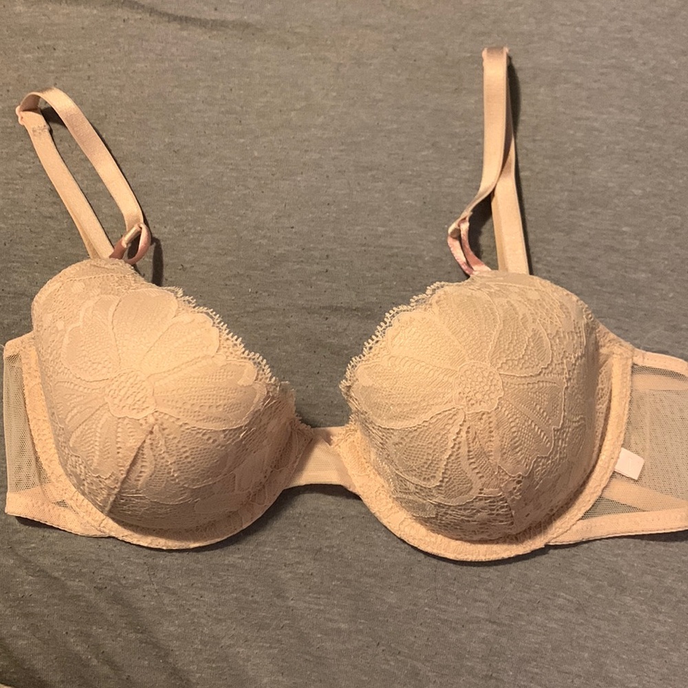 Tan lace VS demi bra
